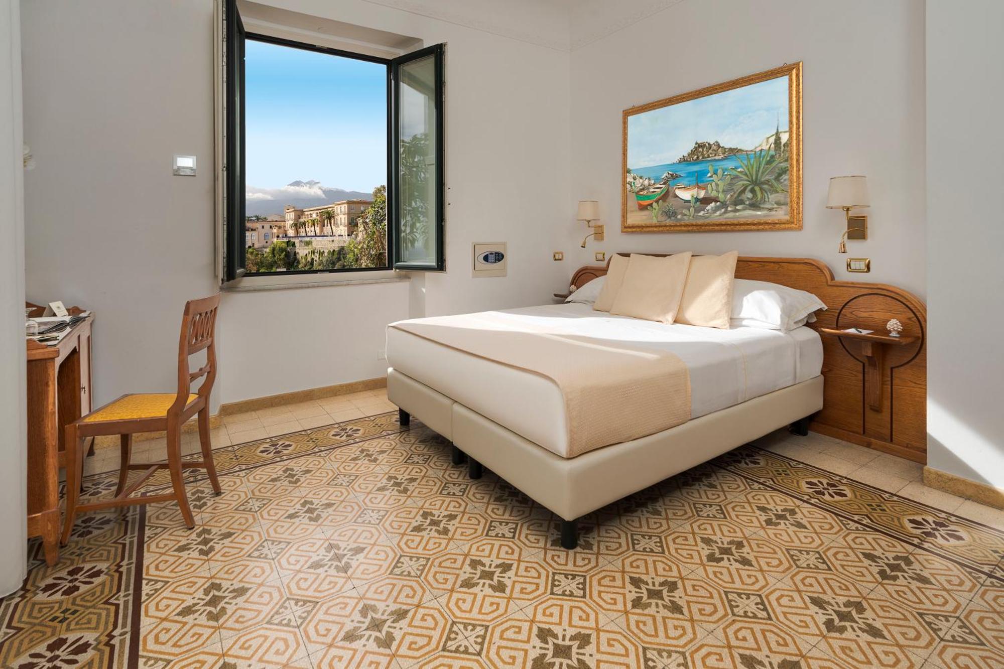 Hotell Schuler 4*