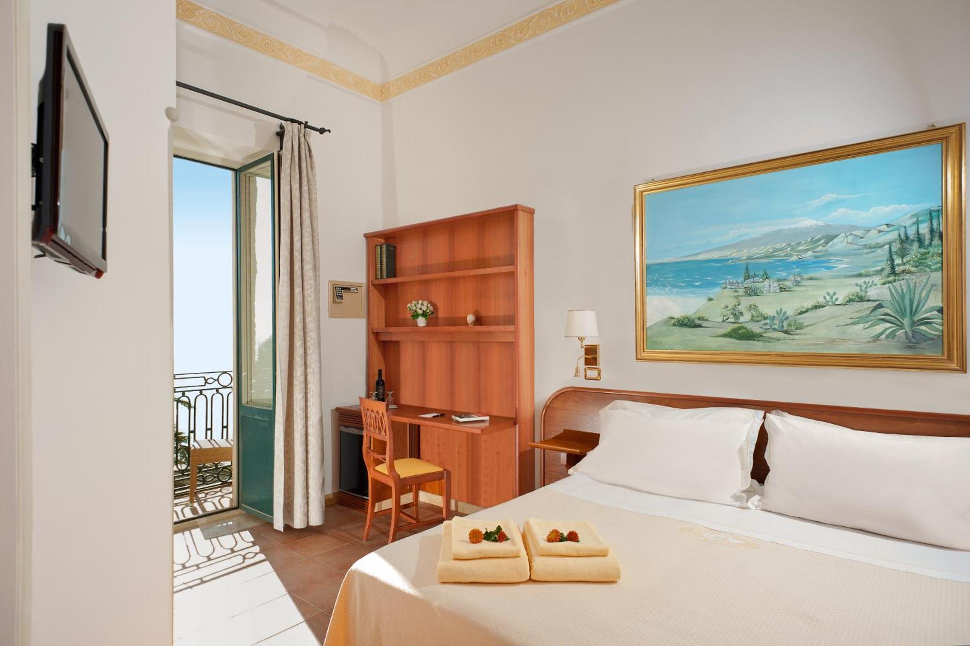 Hotell Schuler 4*